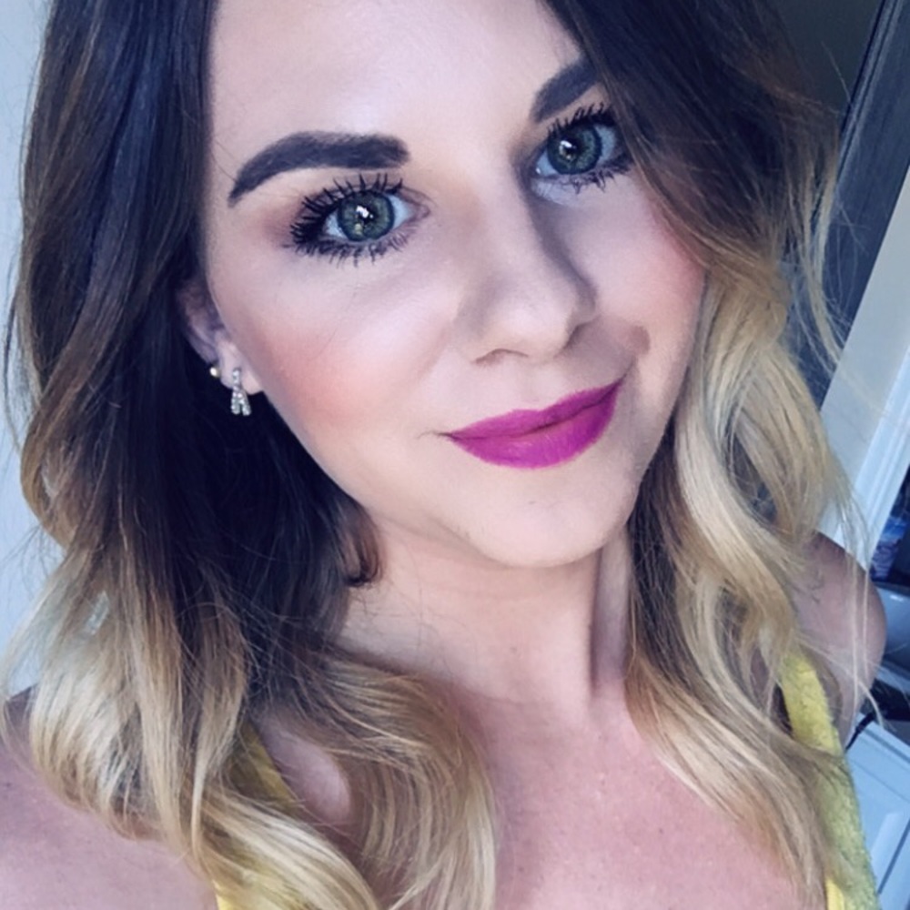 Meet your Posher, Danielle